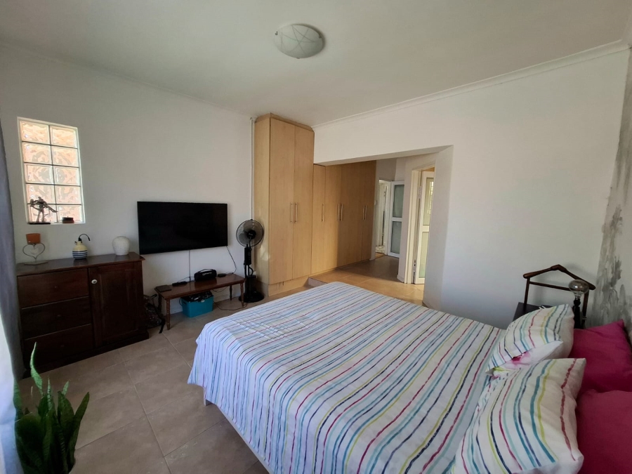 To Let 3 Bedroom Property for Rent in Ruyterwacht Western Cape